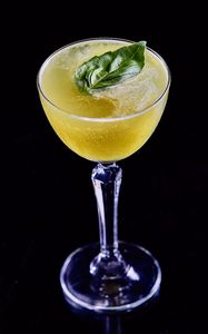 Preview wallpaper cocktail, leaf, basil, glass, drink