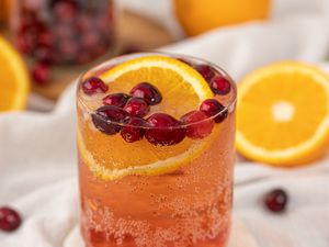 Preview wallpaper cocktail, orange, cranberry, glass, drink