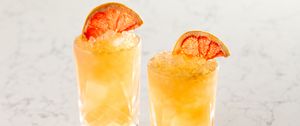 Preview wallpaper cocktail, orange, slice, ice, drink