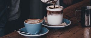 Preview wallpaper coffee, cappuccino, drinks, hand, cups, barista