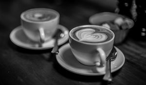 Preview wallpaper coffee, cappuccino, foam, cup, drink, black and white