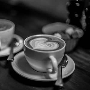 Preview wallpaper coffee, cappuccino, foam, cup, drink, black and white
