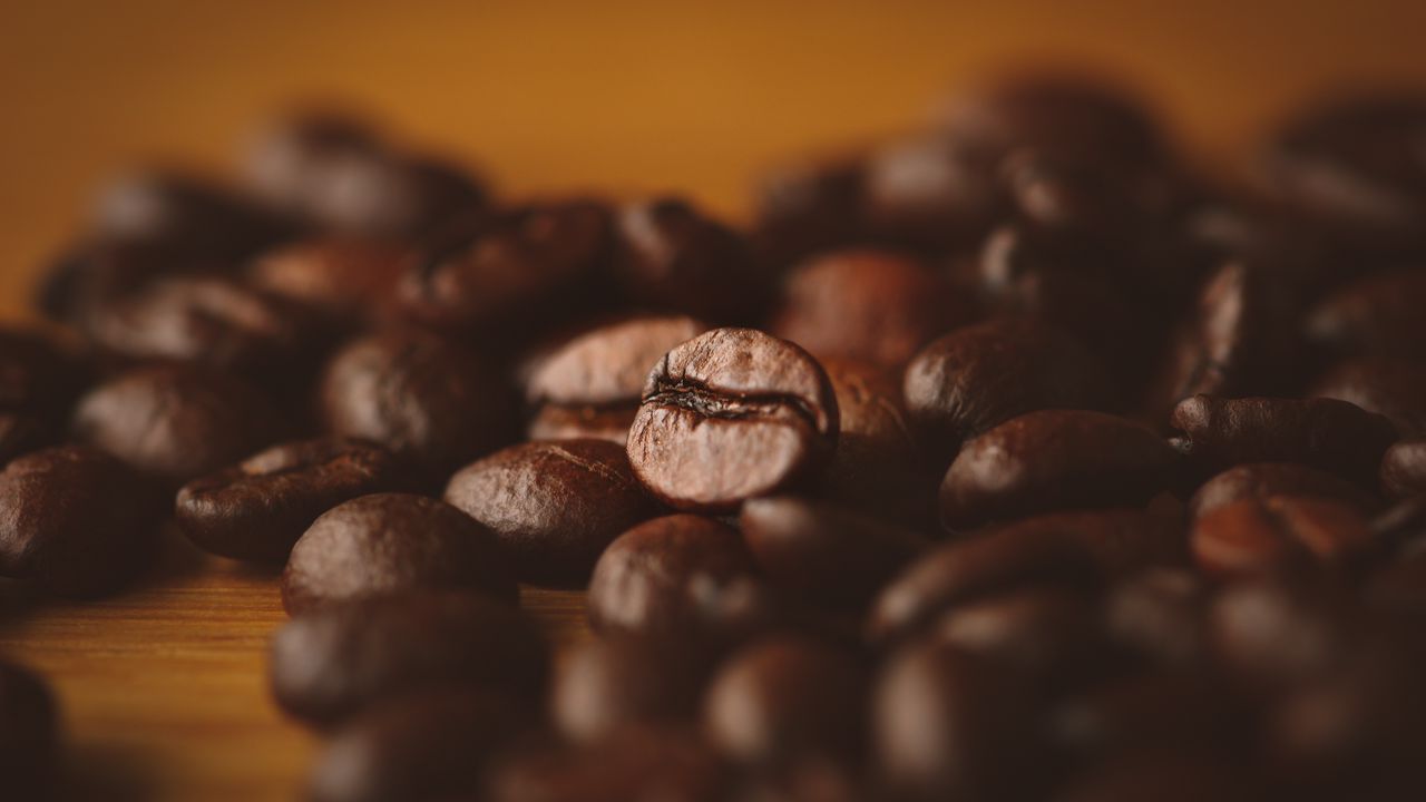 Wallpaper coffee, coffee beans, macro, blur