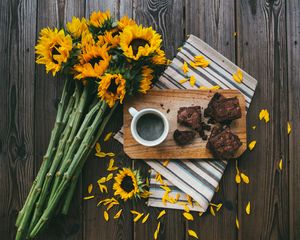 Preview wallpaper coffee, cookies, cup, sunflowers, flowers, petals