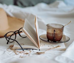 Preview wallpaper coffee, cup, book, spoon, rings