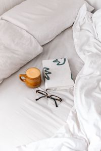 Preview wallpaper coffee, cup, book, glasses, bed