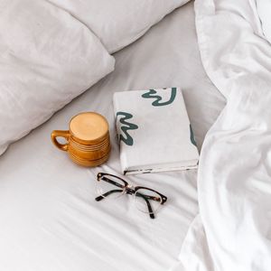 Preview wallpaper coffee, cup, book, glasses, bed