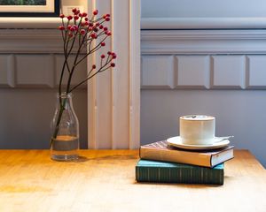 Preview wallpaper coffee, cup, books, vase, berries