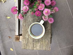 Preview wallpaper coffee, cup, clover, flowers, bouquet