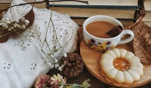 Preview wallpaper coffee, cup, cookies, books