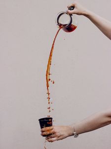Preview wallpaper coffee, cup, hand, spray