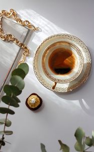 Preview wallpaper coffee, drink, candy, cup, chain, gold