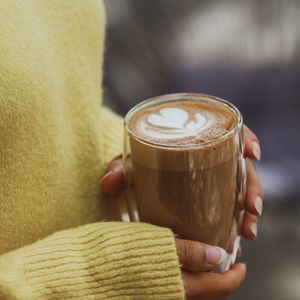 Preview wallpaper coffee, drink, glass, hands, comfort