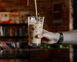 Preview wallpaper coffee, drink, ice, hand, splash