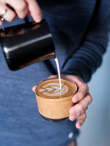 Preview wallpaper coffee, glass, drink, milk, hands, barista