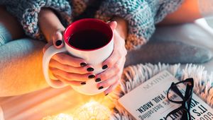 Preview wallpaper coffee, mug, hands, garland, comfort, mood