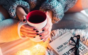 Preview wallpaper coffee, mug, hands, garland, comfort, mood