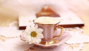 Preview wallpaper coffee, still life, flowers, cup, morning, breakfast, bunch, shopping, summer