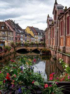 Preview wallpaper colmar, france, canal, bridge, building