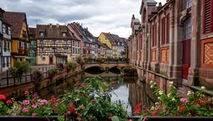 Preview wallpaper colmar, france, canal, bridge, building