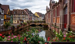 Preview wallpaper colmar, france, canal, bridge, building