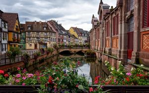 Preview wallpaper colmar, france, canal, bridge, building