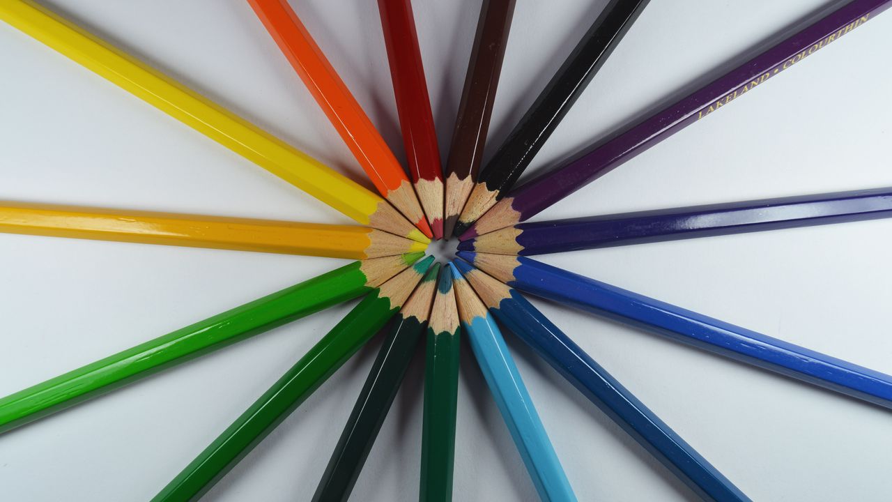 Wallpaper colored pencils, colorful, sharpened