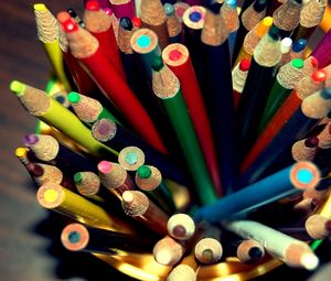 Preview wallpaper colored pencils, set, glass, art