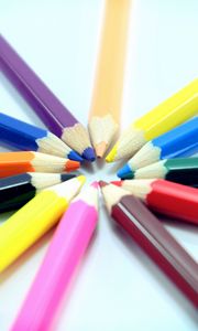 Preview wallpaper colored pencils, set, sharpened