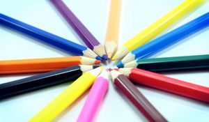 Preview wallpaper colored pencils, set, sharpened