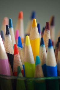 Preview wallpaper colored pencils, sharpened, set