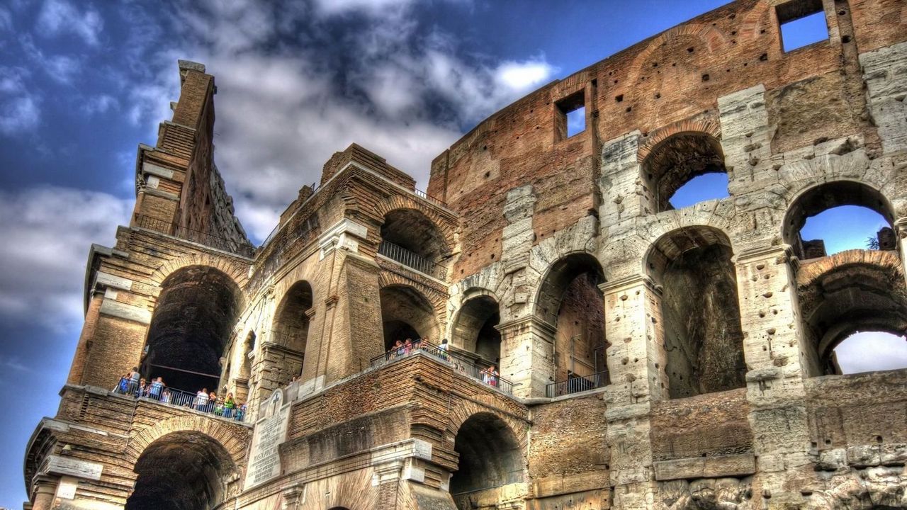 Wallpaper colosseum, italy, people, sky