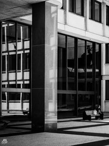 Preview wallpaper column, facade, building, bw