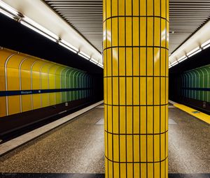 Preview wallpaper column, metro, tunnel, yellow