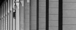 Preview wallpaper columns, architecture, bw, light