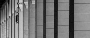 Preview wallpaper columns, architecture, bw, light