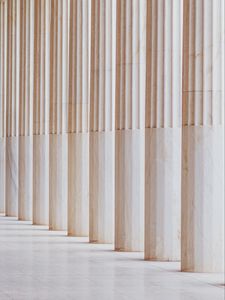 Preview wallpaper columns, architecture, white