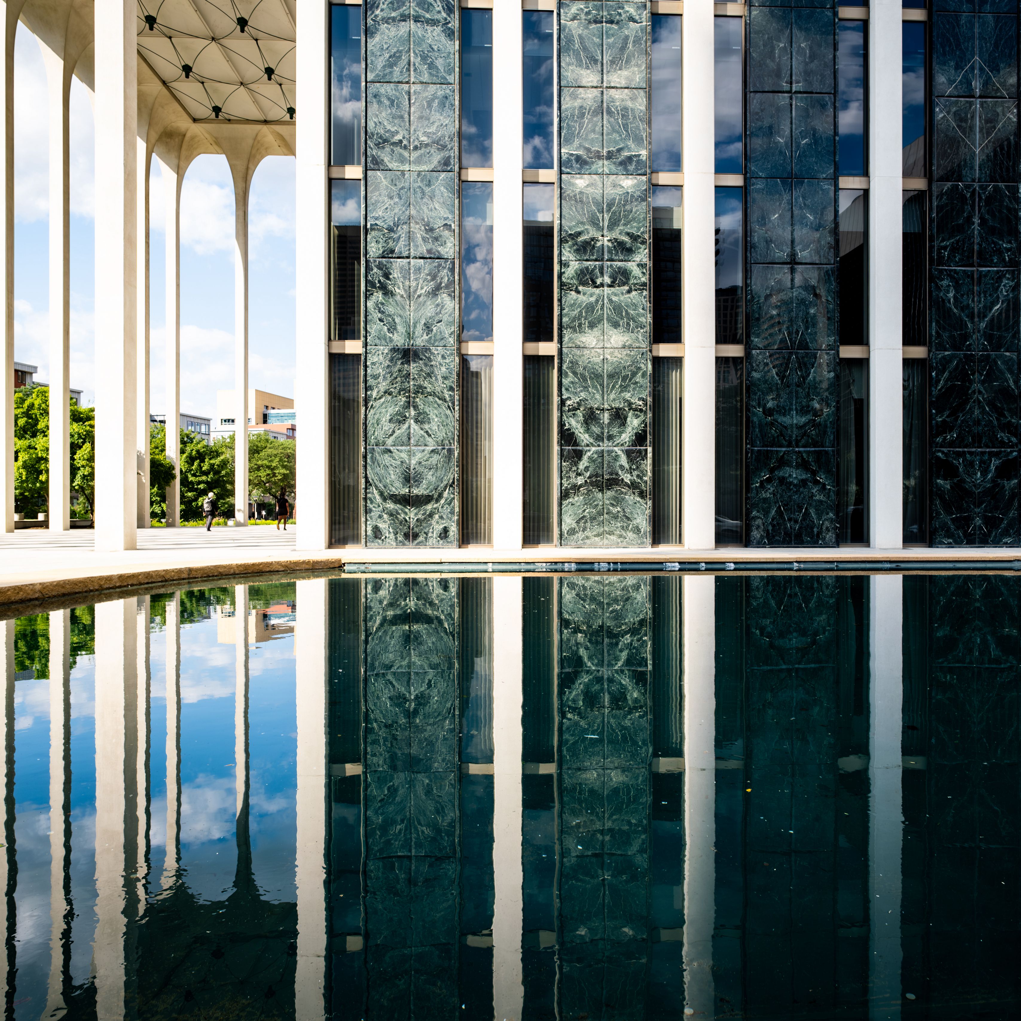 3415x3415 Wallpaper columns, building, facade, architecture, water, reflection