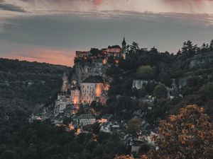 Preview wallpaper commune, mountains, buildings, rocamadour, france