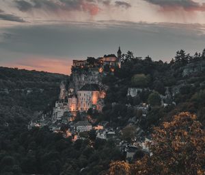 Preview wallpaper commune, mountains, buildings, rocamadour, france