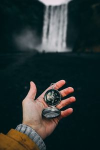 Preview wallpaper compass, hand, travel, tourist