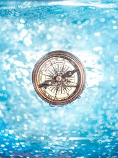 Download wallpaper 240x320 compass, water, underwater, dive old mobile,  cell phone, smartphone hd background