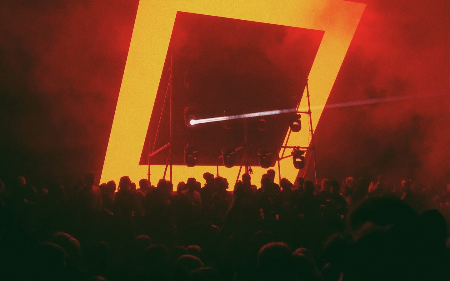 1440x900 Wallpaper concert, crowd, silhouettes, neon, glow