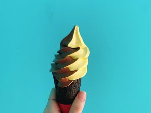Preview wallpaper cone ice cream, ice cream, hand, background