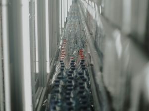 Preview wallpaper conveyor, bottles, tunnel, light