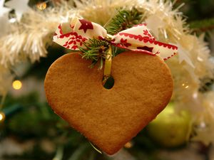 Preview wallpaper cookies, christmas, heart, ribbon