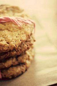 Preview wallpaper cookies, oat, batch, thread, pile