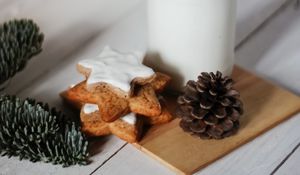 Preview wallpaper cookies, pine cone, bottle, branch, holiday