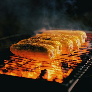 Preview wallpaper corn, cob, grill, coals, steam