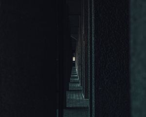 Preview wallpaper corridor, columns, dark